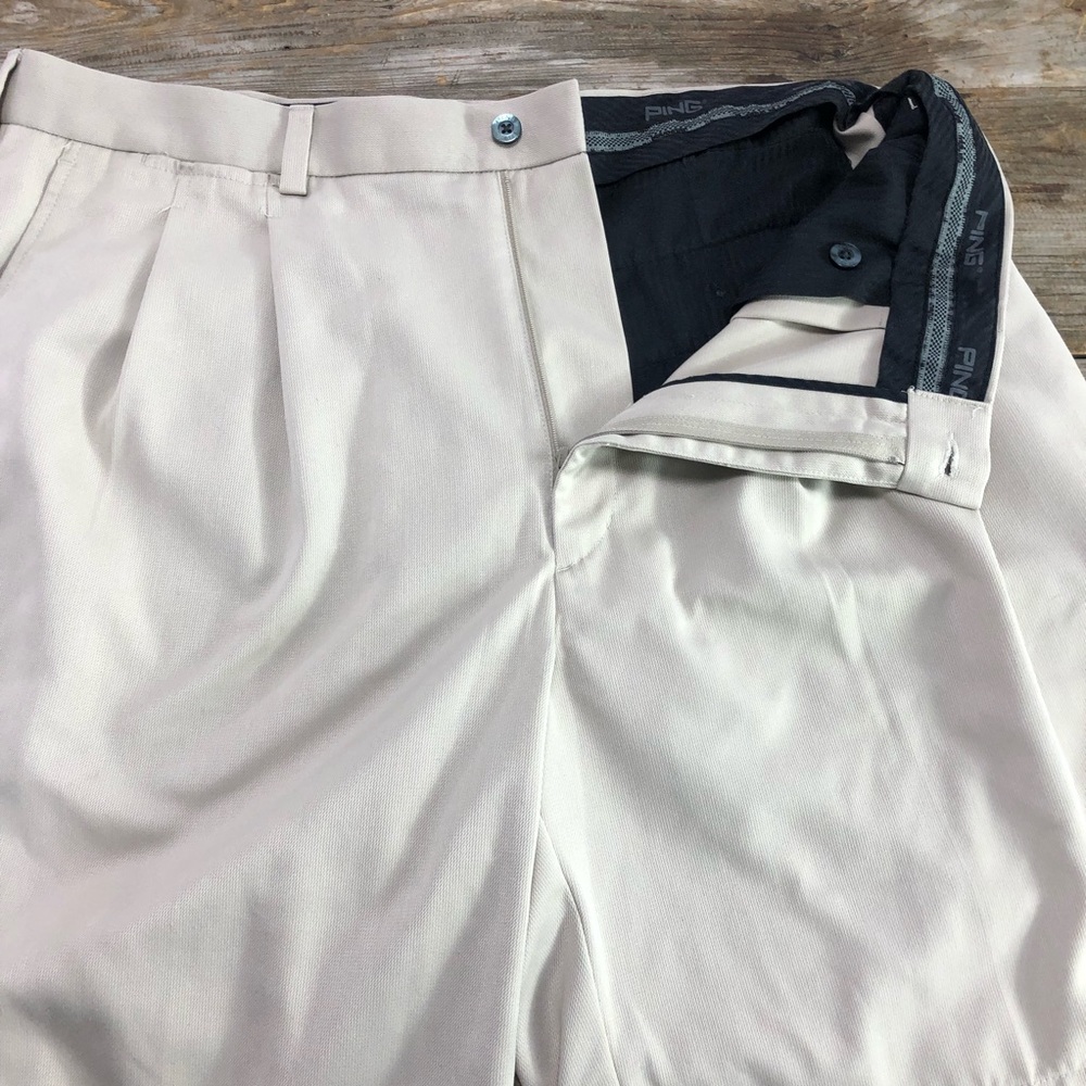 Ping Golf Shorts - Picture 5 of 8